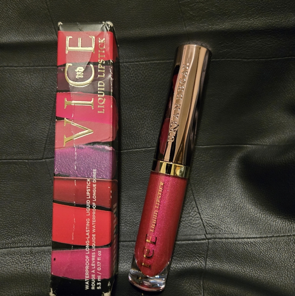Urban Decay Vice Liquid Lipstick - ld Red
